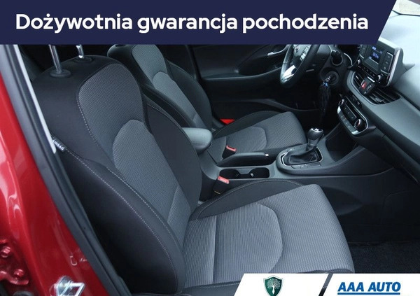 Hyundai I30 cena 68000 przebieg: 28509, rok produkcji 2022 z Kowal małe 211
